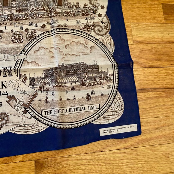 NWT Smithsonian Echo Centennial Vintage Scarf 1776 1876 Original Box Blue - Picture 6 of 9